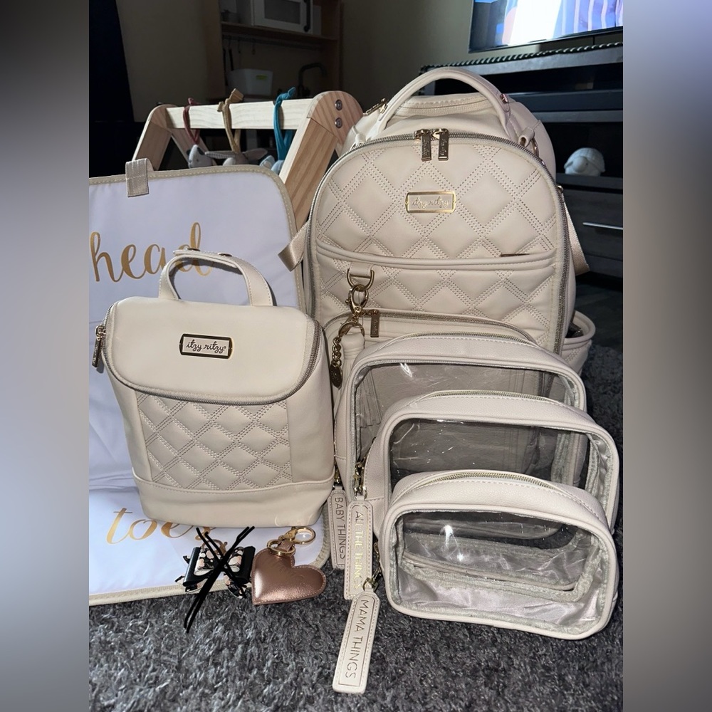 Itzy Ritzy Milk and Honey Bundle *Serious Inquiries Only, Thank You*